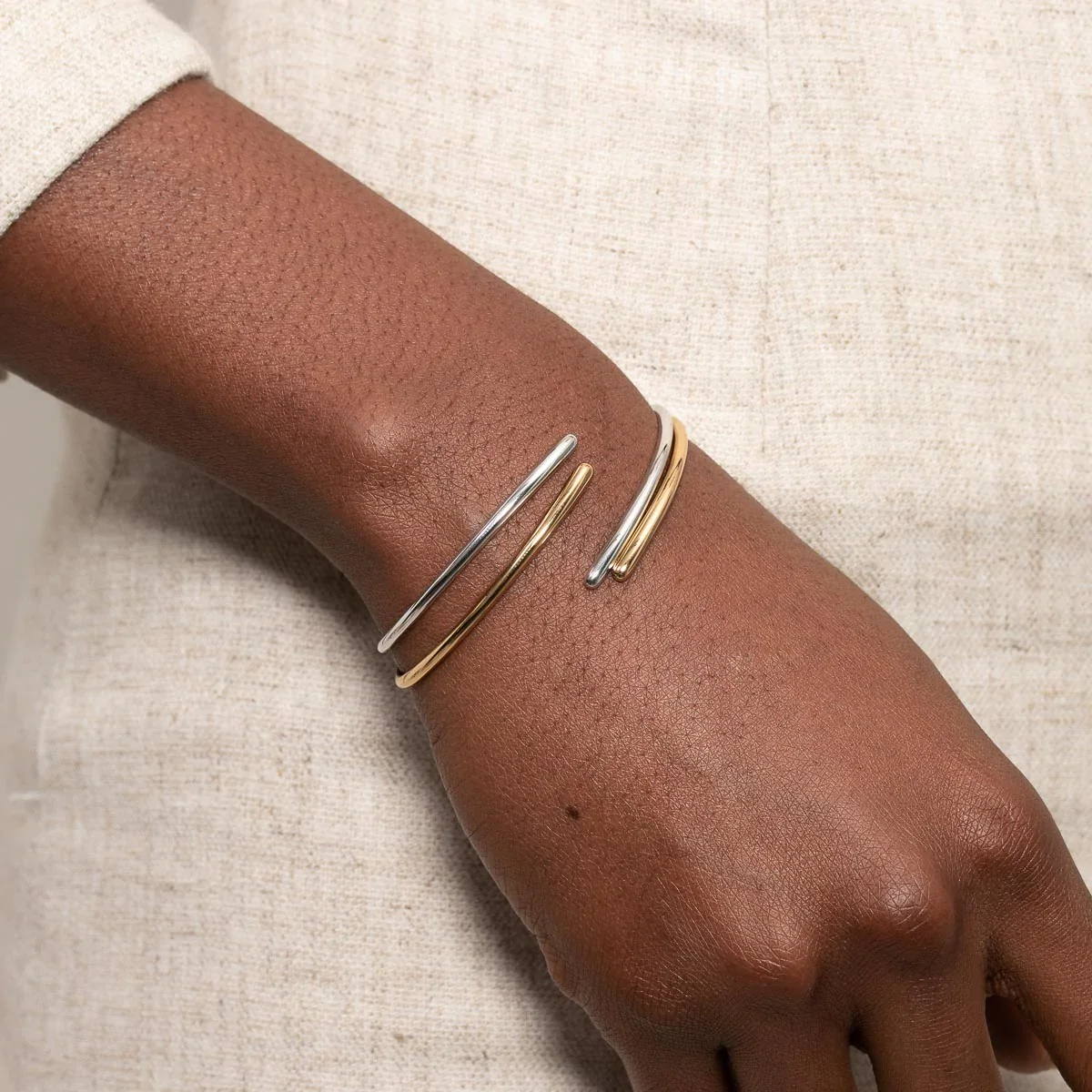 Twist Cuff in Silver - Image 4