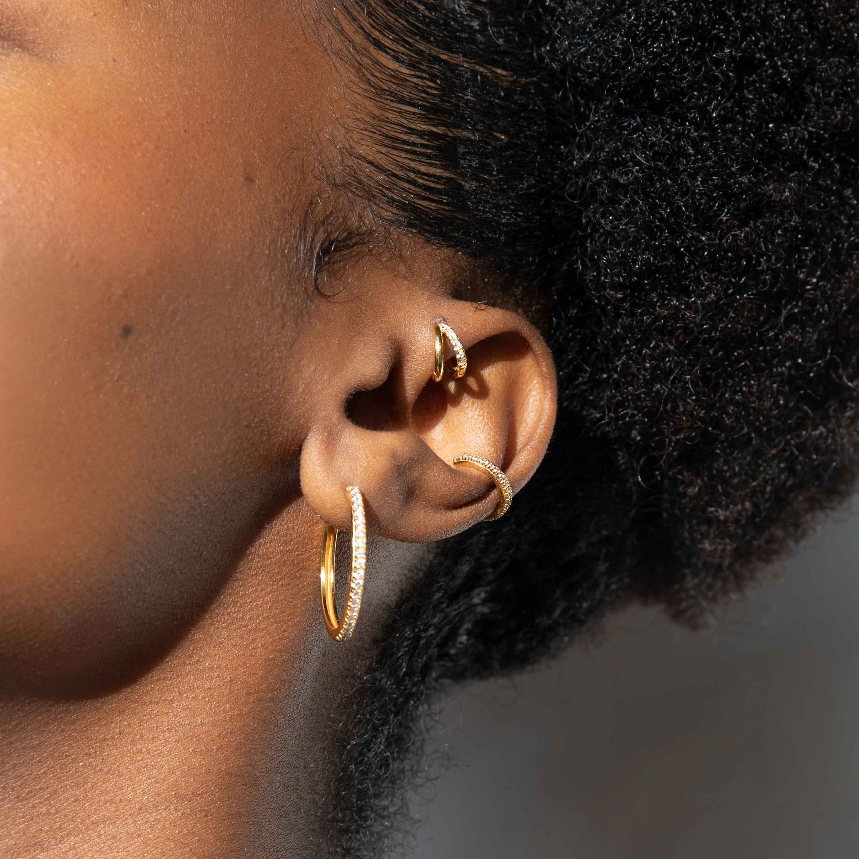 Illusion Crystal Hoop 6.5mm in Gold - Image 7