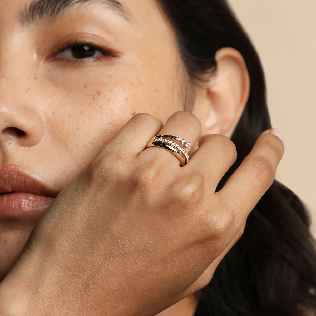 Illusion Diamond Milestone Ring in Solid Gold - Image 5