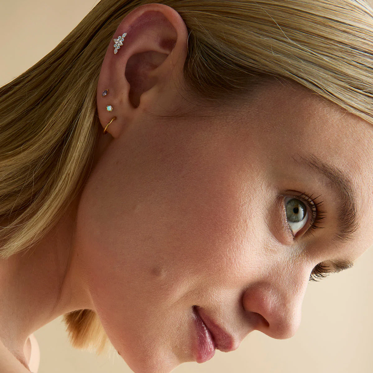 Moonstone Titanium Piercing Stud in Gold - Image 5
