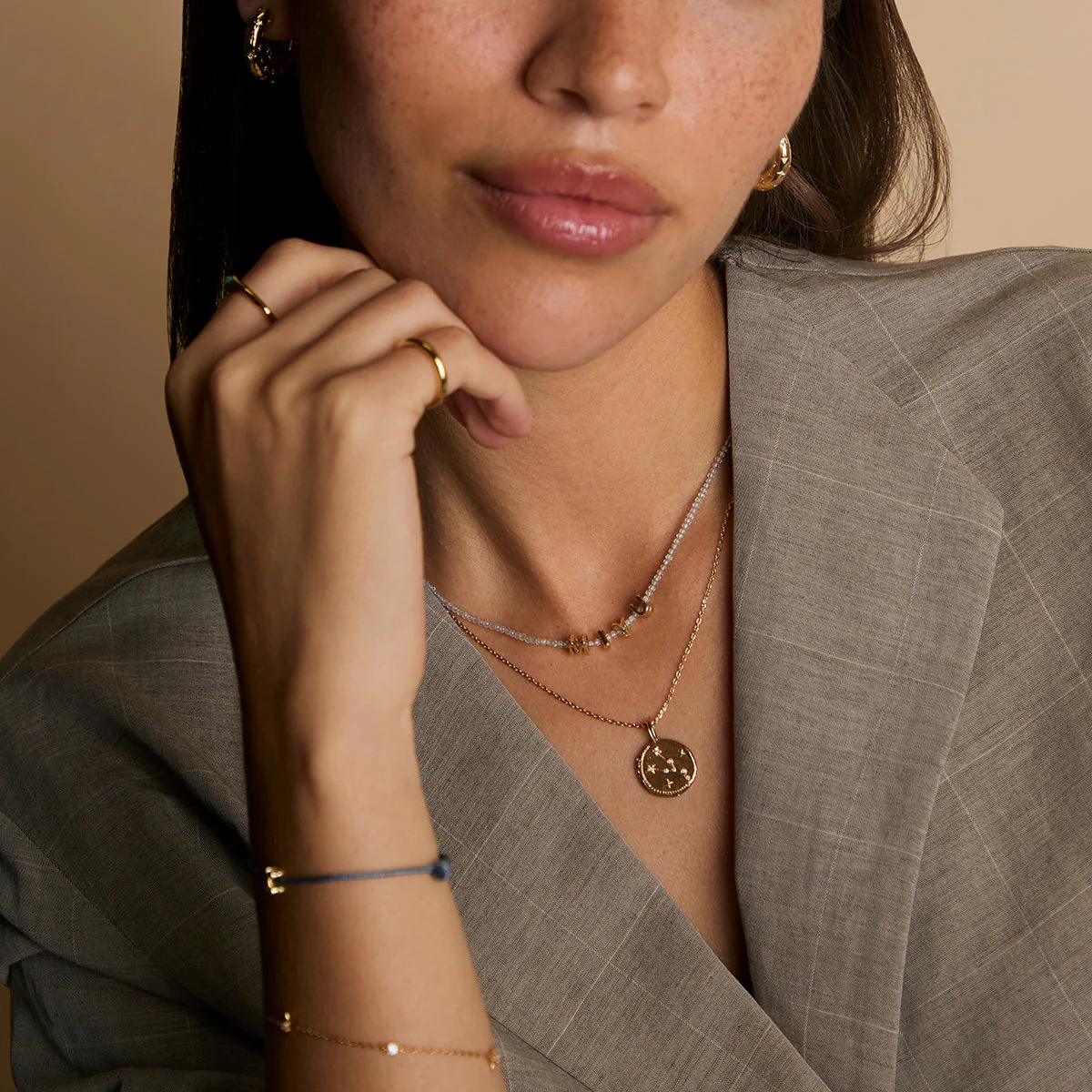 U Initial Click Charm in Solid Gold - Image 6