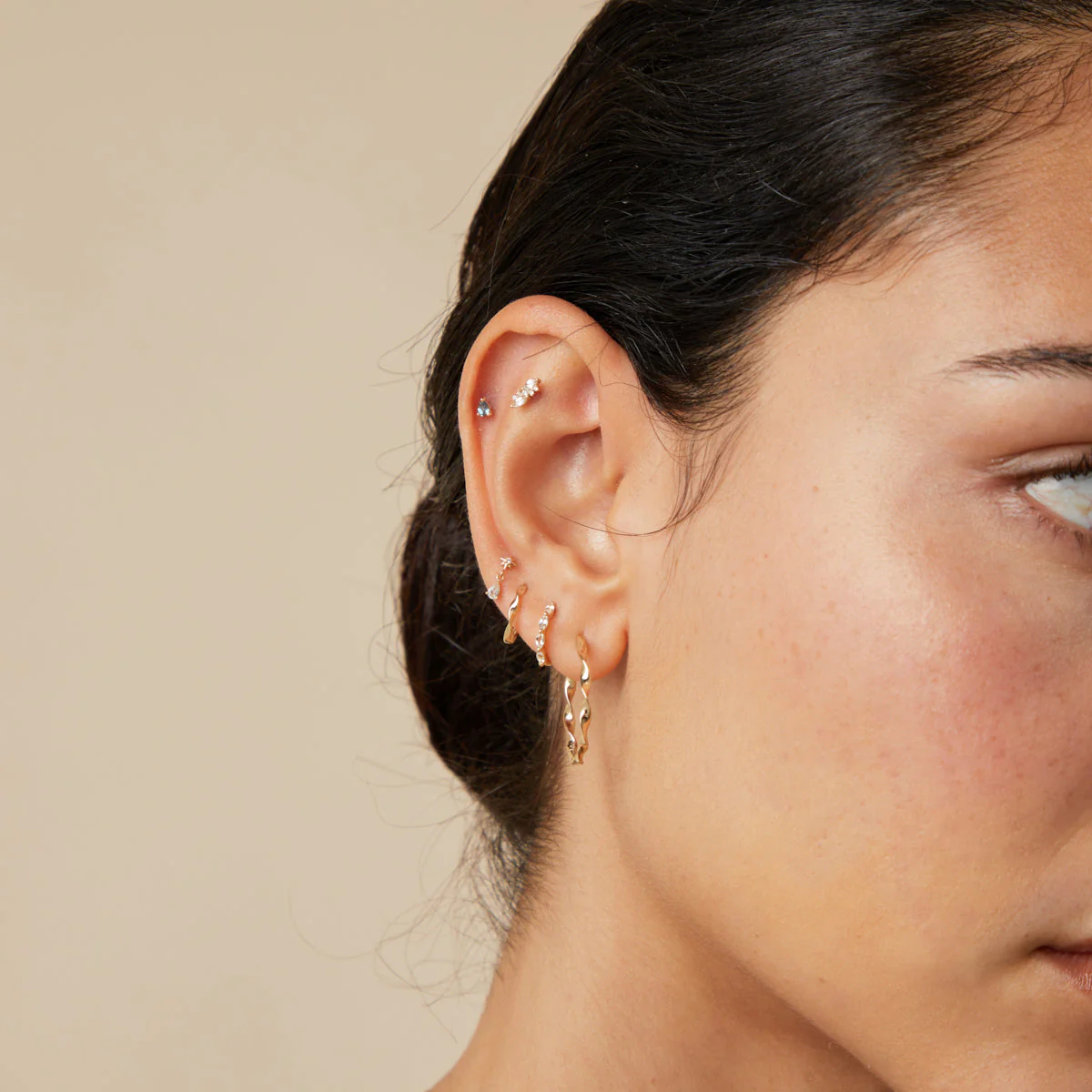 White Topaz Cluster Piercing Stud in Solid Gold - Image 3